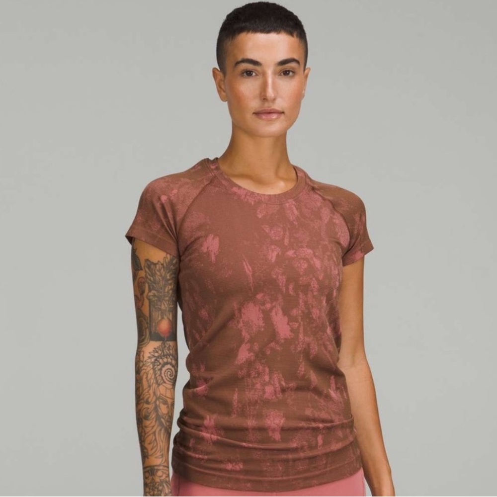 Lululemon swiftly tech size four maroon and pink tie-dye
